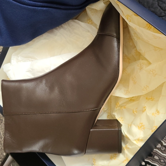 Brooks Brothers ankle boots New in Box - Picture 1 of 6